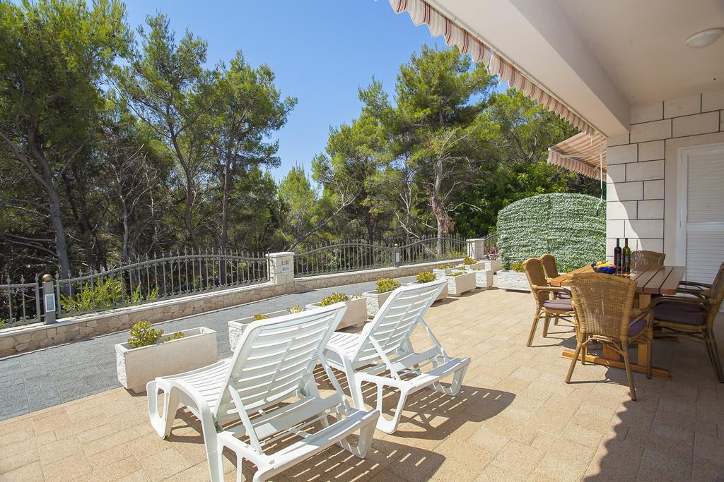 Apartments Villa Maris Lumbarda Habitación foto